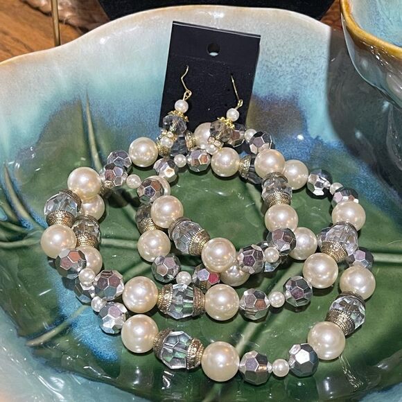 Handcrafted Glass Faceted Beads & Pearl Long Necklace Earrings Set - Picture 2 of 2